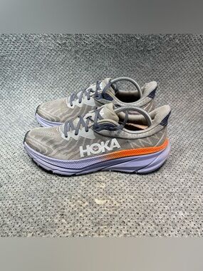 Hoka One One Challenger ATR 7 Running Shoes Size 9.5 Women’s.